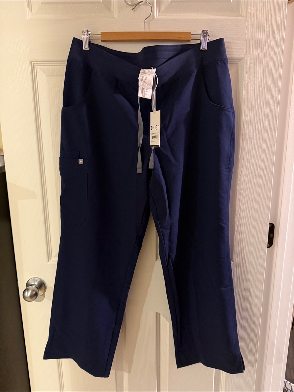 Figs Navy Drawstring Cargo Scrub Pants New With Tags Size XLP